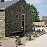 Дом отдыха Le Chateau-ferme De Laval : La Grange Sainte-Ode