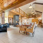 Le Chateau-ferme De Laval : La Grange Sainte-Ode